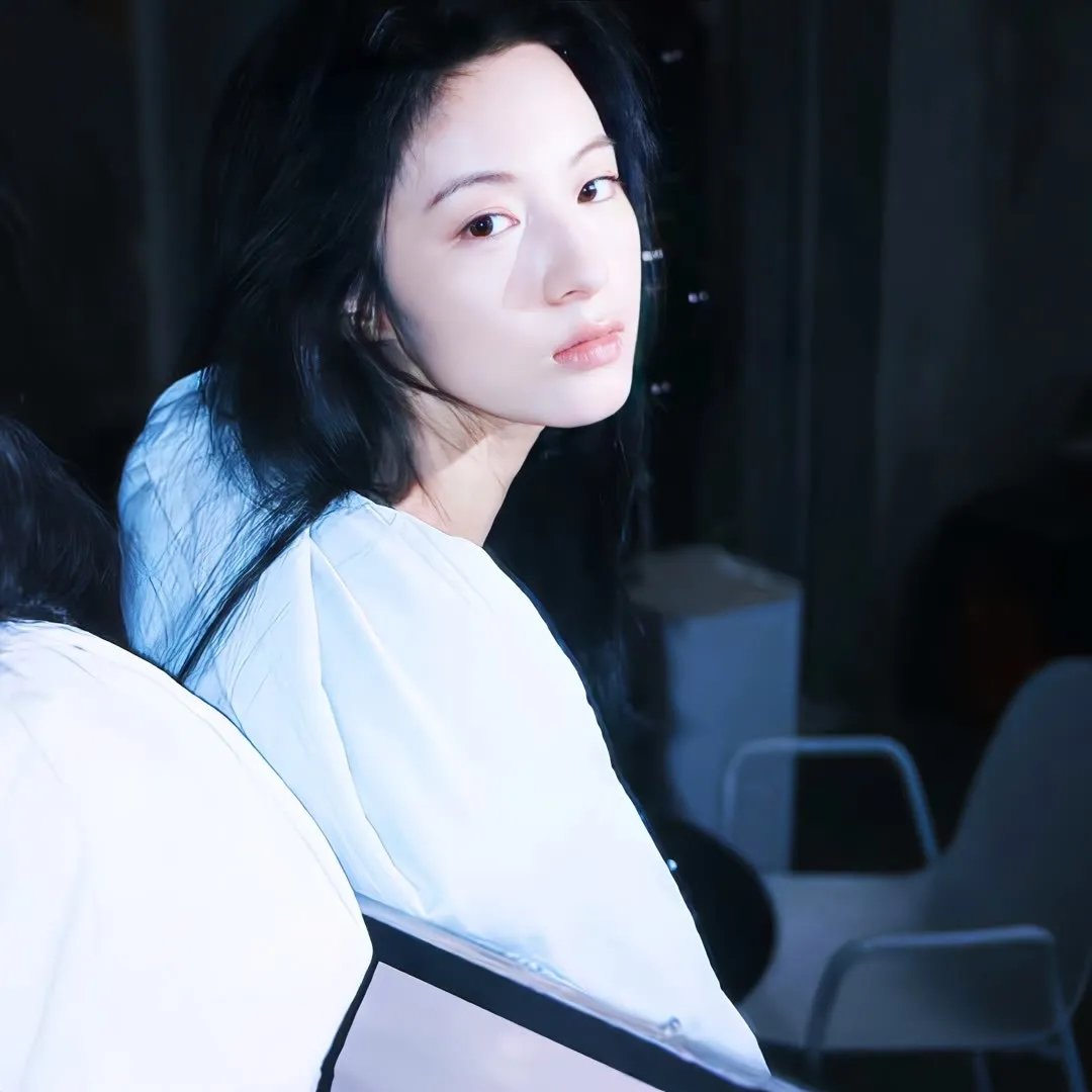 老板娘海报